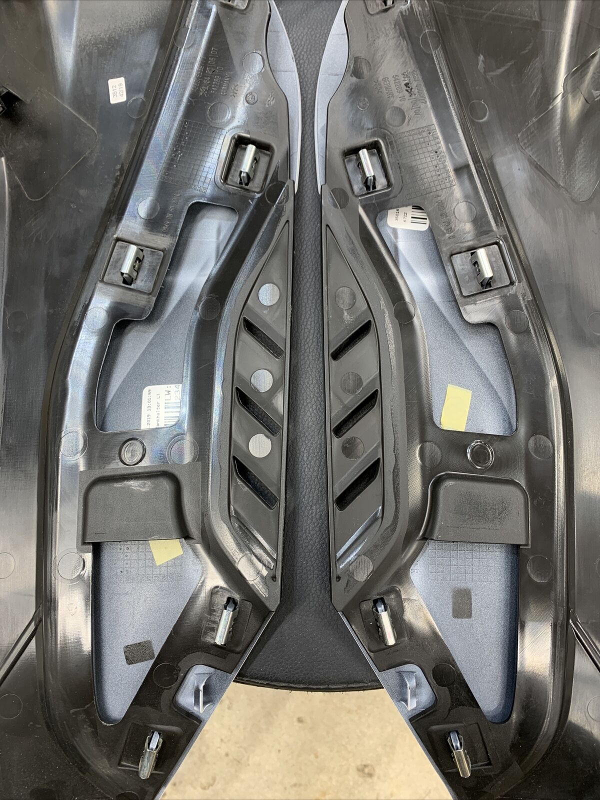 BMW S1000RR M1000RR 19-23 OEM RIGHT + LEFT Side Fuel Tank Trim Panel 46638569772  -- 46638569771 Co: 328