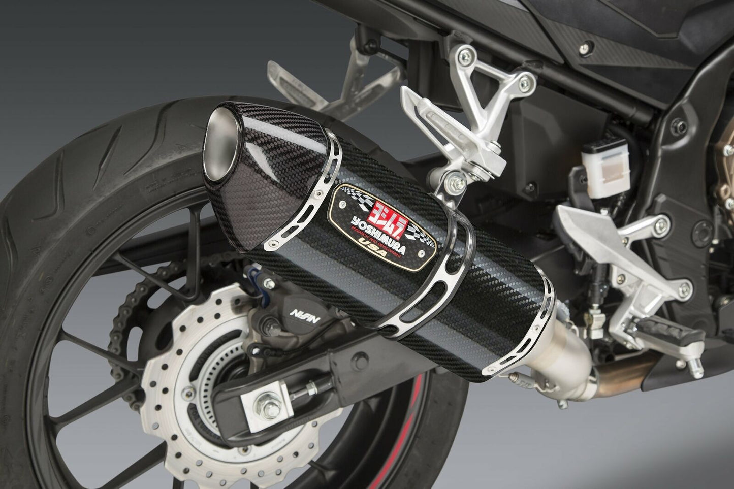 Yoshimura R-77 Slip On Carbon Exhausts Co: 454982