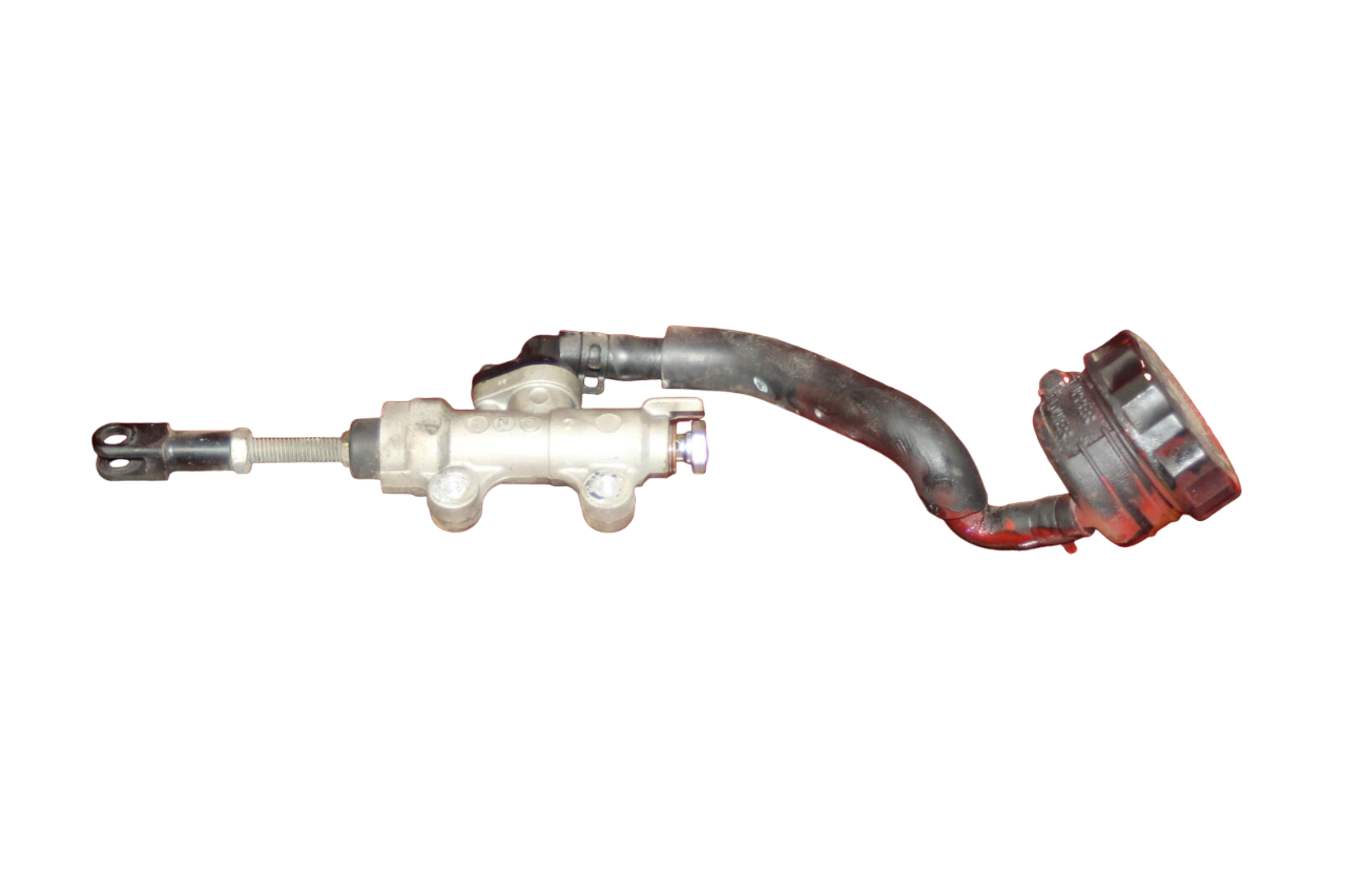 Rear brake master cylinder 43510-MBW-E12 CBR 600 F4I 2002 CO: 520