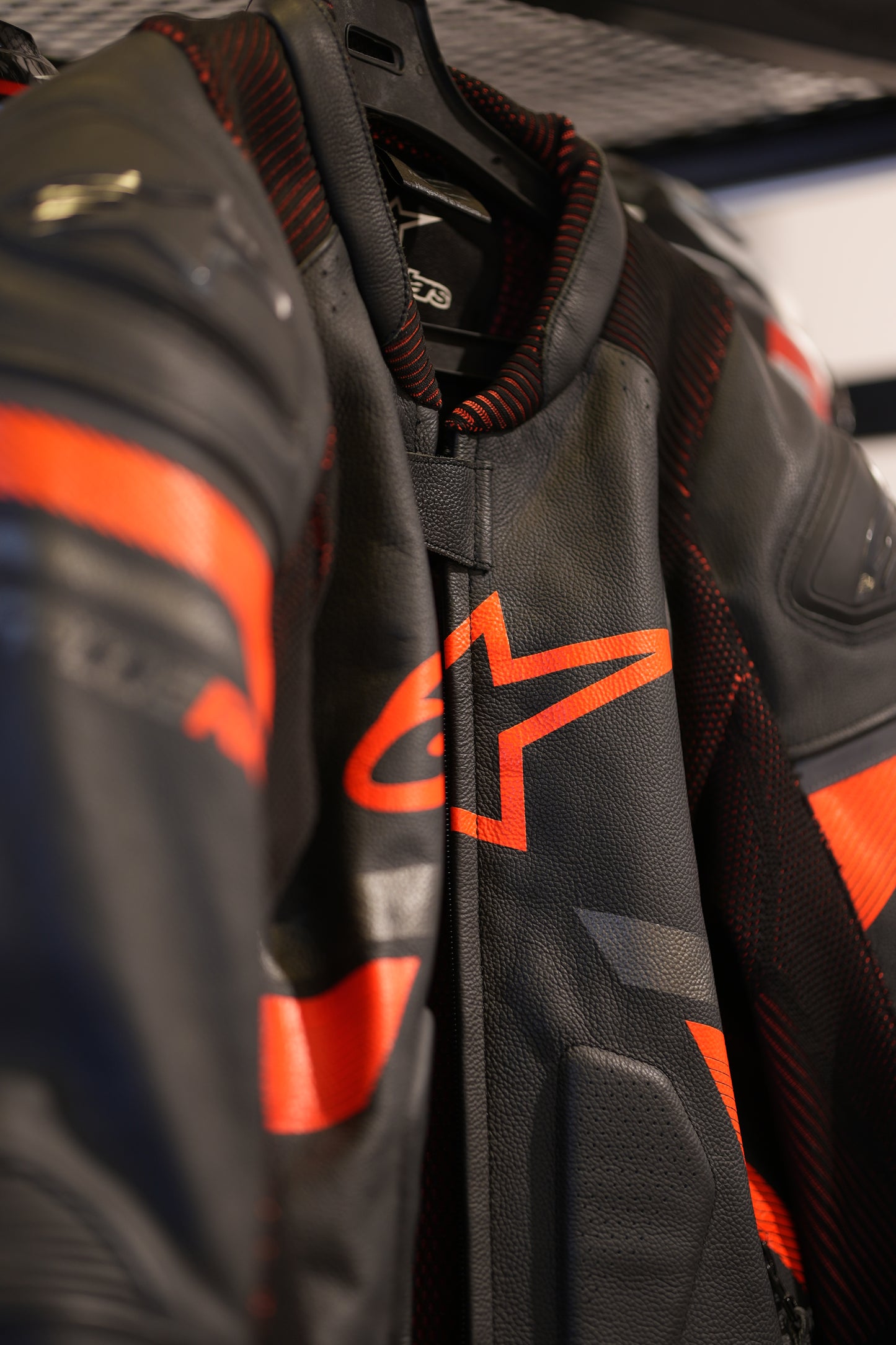 alpinestars gp pluse rv3 rideknit leather jacket (54) co   2510287