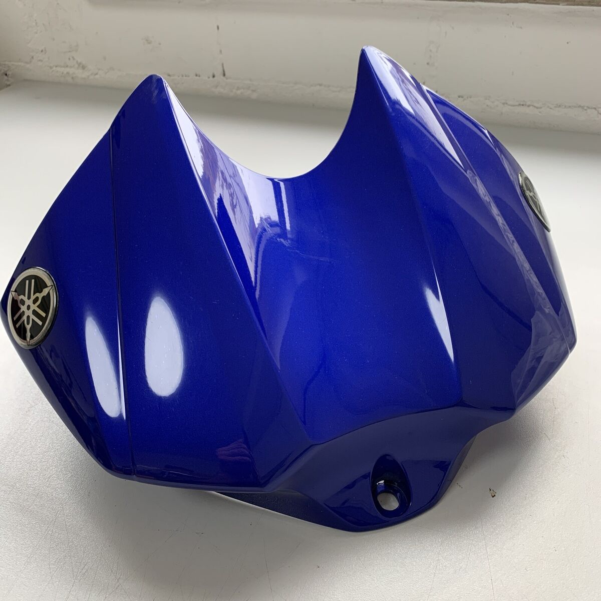 YAMAHA YZF-R1 2016 GAS FUEL TANK COVER FAIRING 2CR-2171A-00-P5 CO: 455364