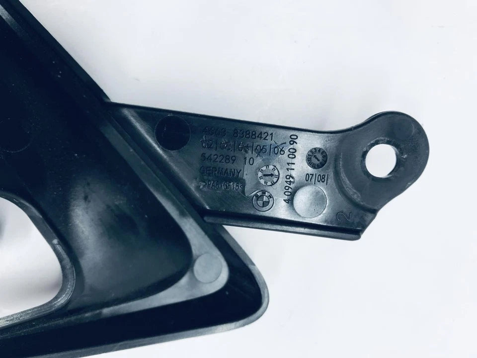 BMW M1000RR 2021/2022 RIGHT SIDE COVER 46638388421 CO: 456516